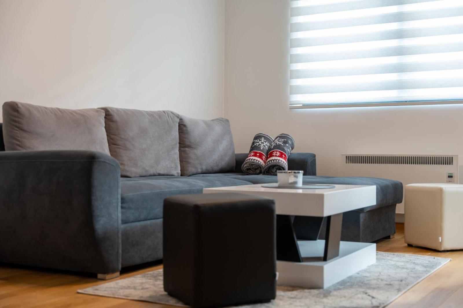 Vm Apartment *