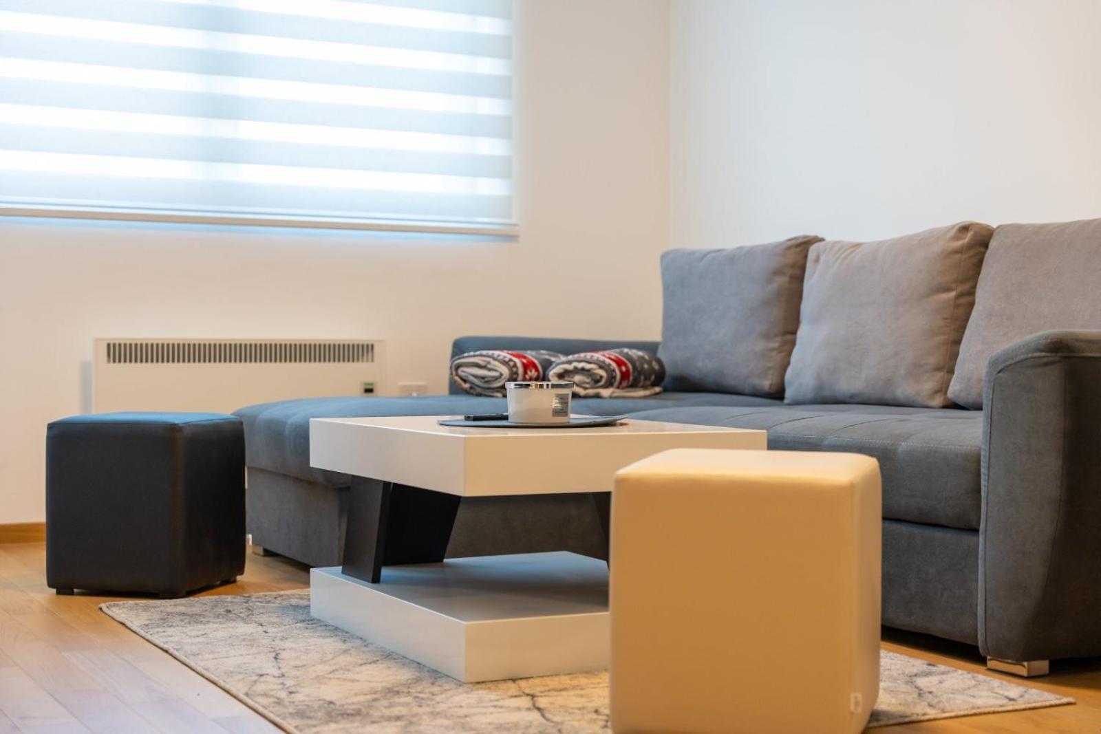 Vm Apartment *
